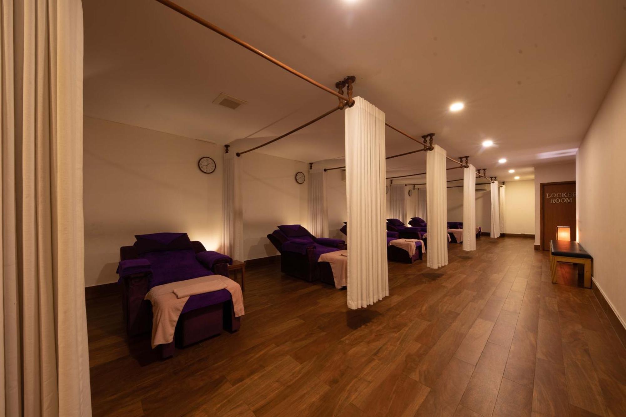 Azumaya Hotel Phnom Penh Eksteriør bilde